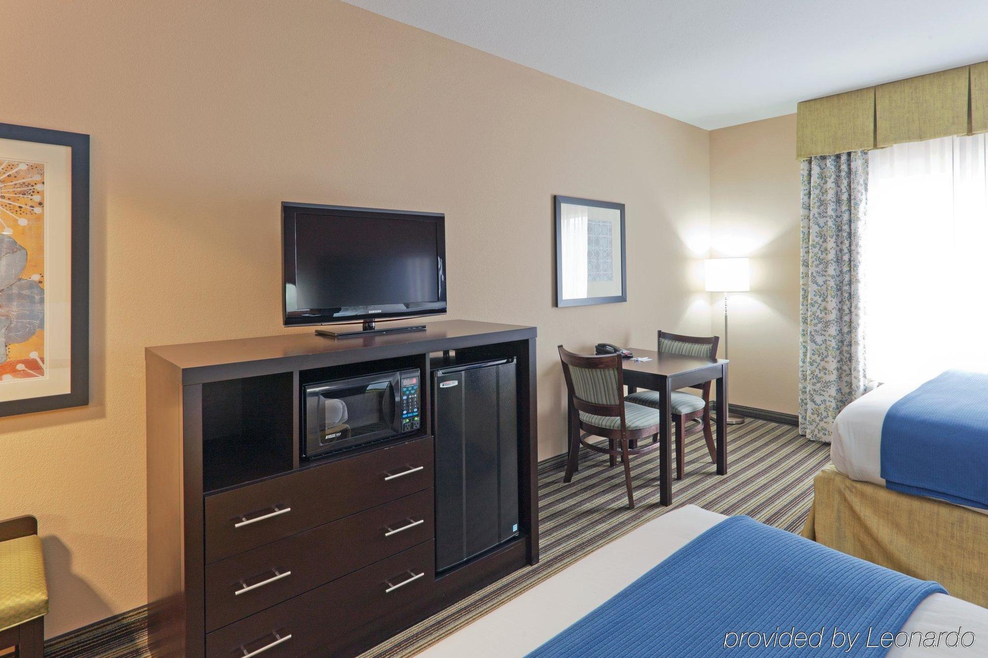 Holiday Inn Express Columbia By Ihg Exterior foto